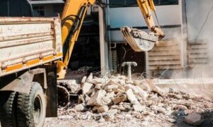 Lo smaltimento macerie edili e dei calcinacci deve essere affidato ad una ditta specializzata